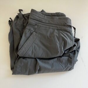 Lululemon Dance Studio‎ Crop Pants Gray 6 active workout